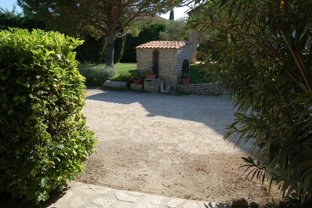 Le Gite De Lolivier En Provence Aramon 外观 照片